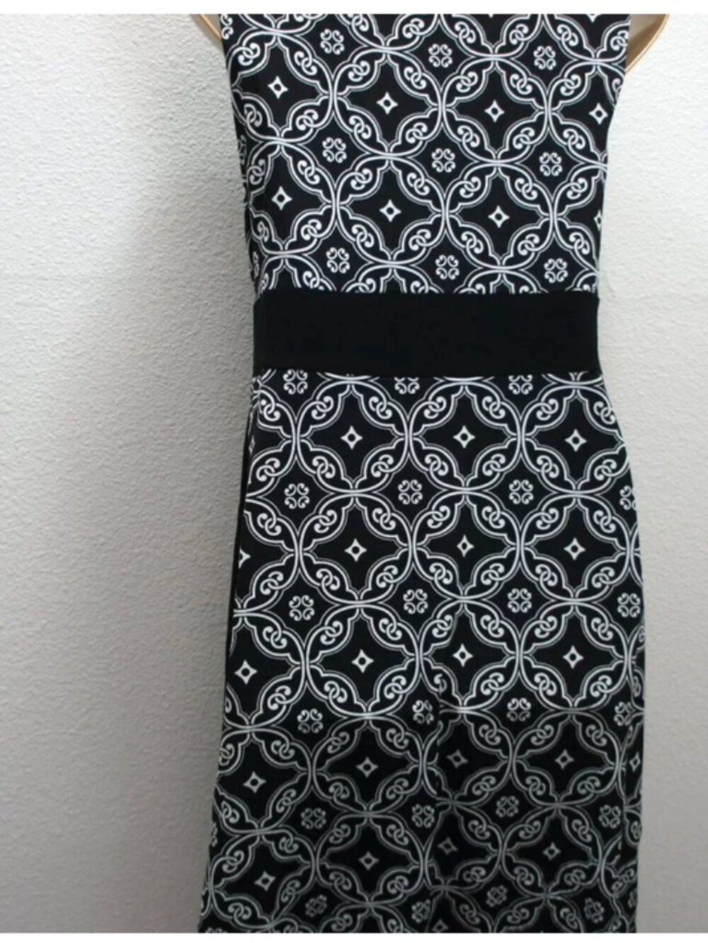 White House Black Market Wrap A Round Dress size L - Picture 3 of 3